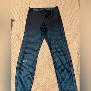 U A leggings